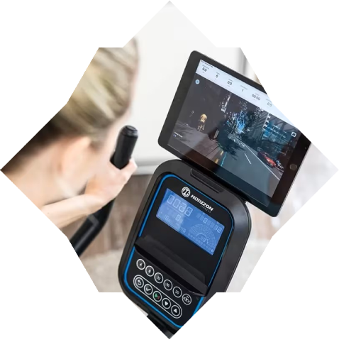 Ergometer mit Infotainment-Bildschirm